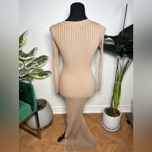 Room Service, Long Ribbed Buttoned Dress with Sleeves, Tan/Brown/Rose Gold, Med - Picture 8 of 10